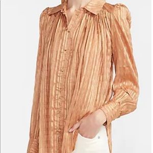 NWT —> Satin Puff sleeve blouse